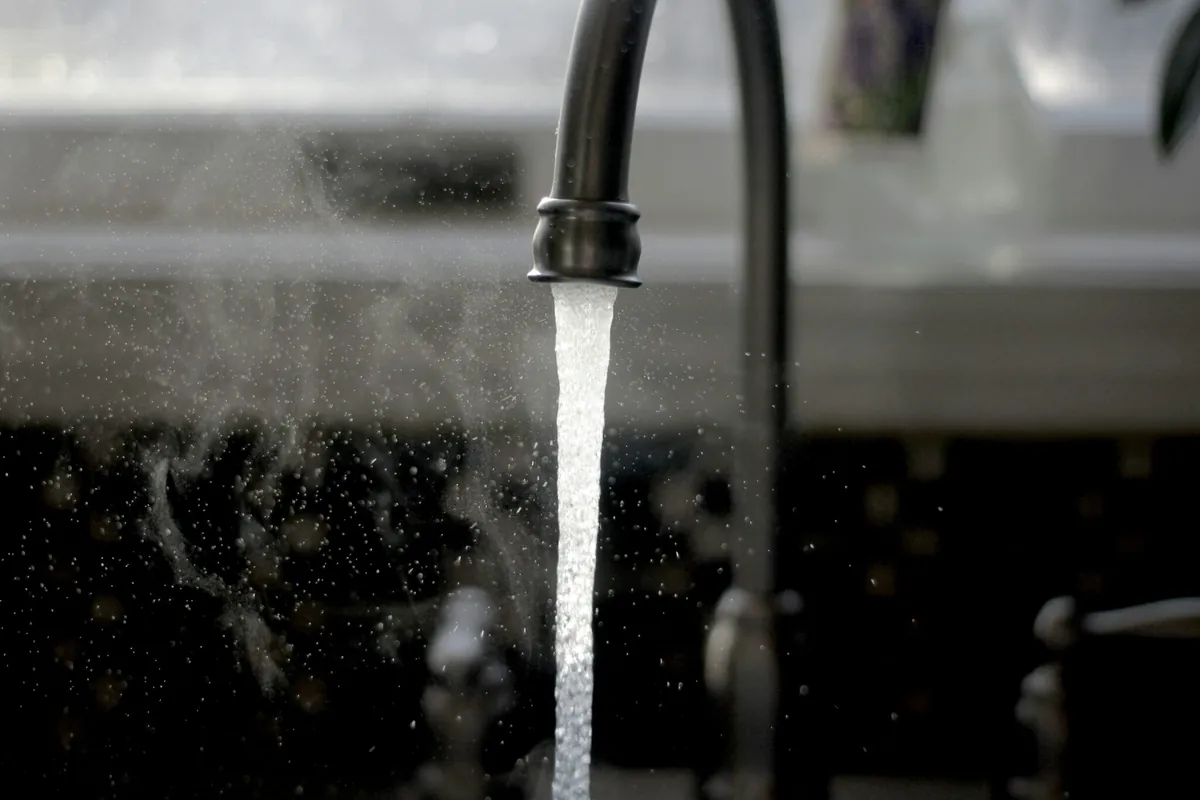 Running kitchen faucet